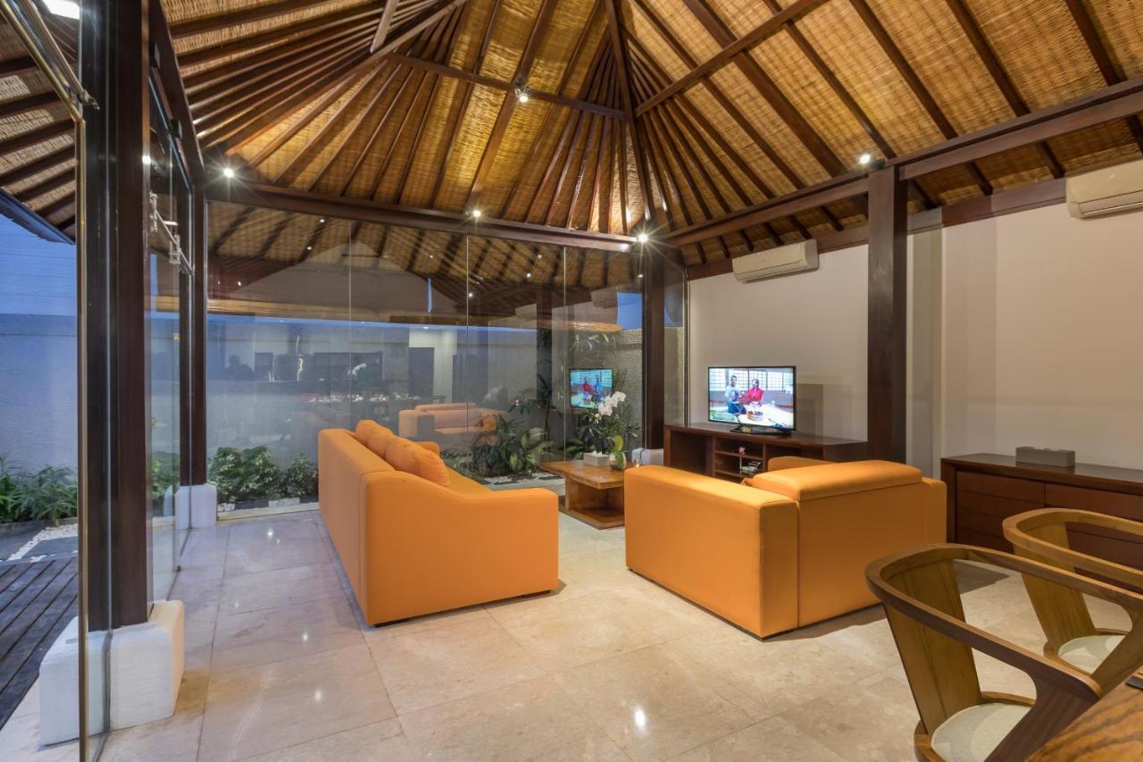 Villa Litera เซมินยัค ภายนอก รูปภาพ